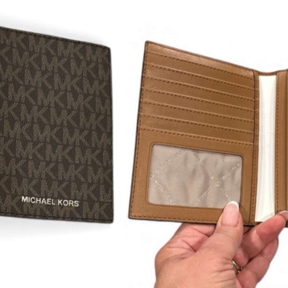 Michael Kors Jet Set Brown passport wallet Identification holder